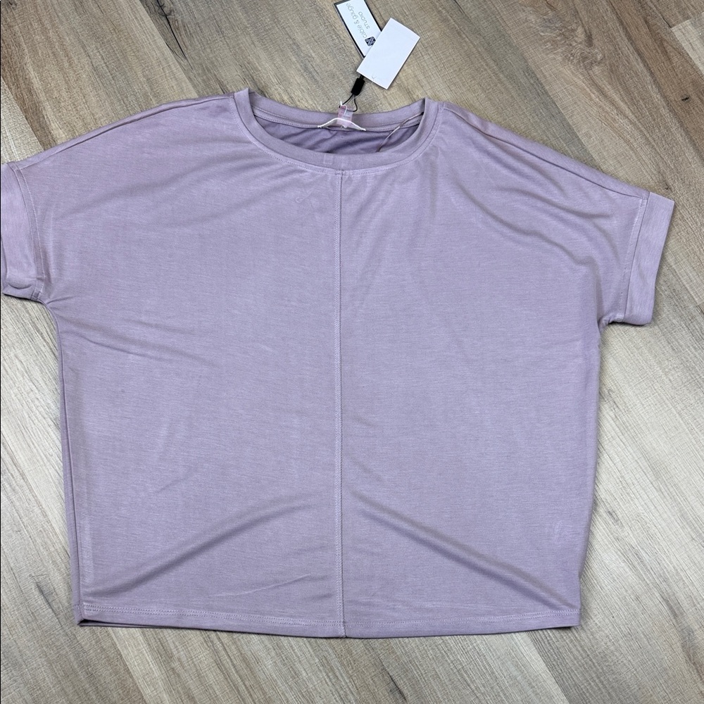 Cable & Gauge Lavender (Quail) Boxy Short Sleeve‎ Top. NWT. Size XS